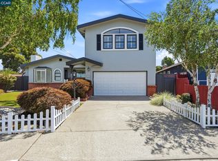 2571 Francis Dr, Pinole, CA 94564