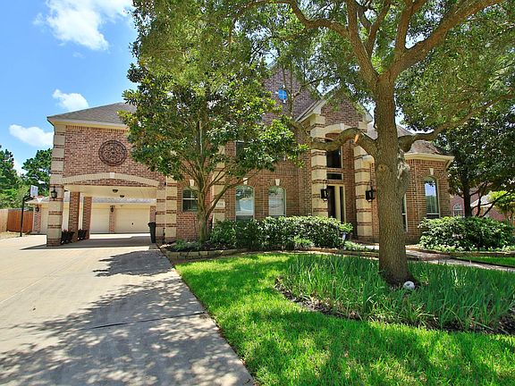 3rd image of 17331 Fairgrove Park Dr