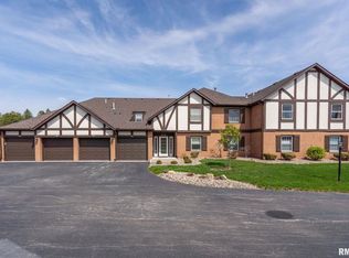 4150 E 60th St APT 601, Davenport, IA 52807