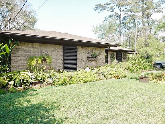 3rd image of 17011 Forest Trail Dr