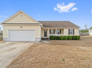 307 Forbes Ln, Jacksonville, NC 28540