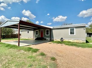 602 9th St, Hico, TX 76457