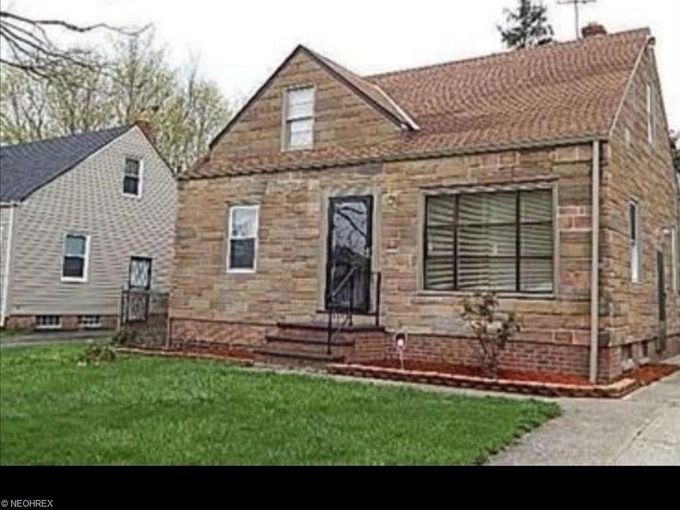 1st image of 3933 E 189th St