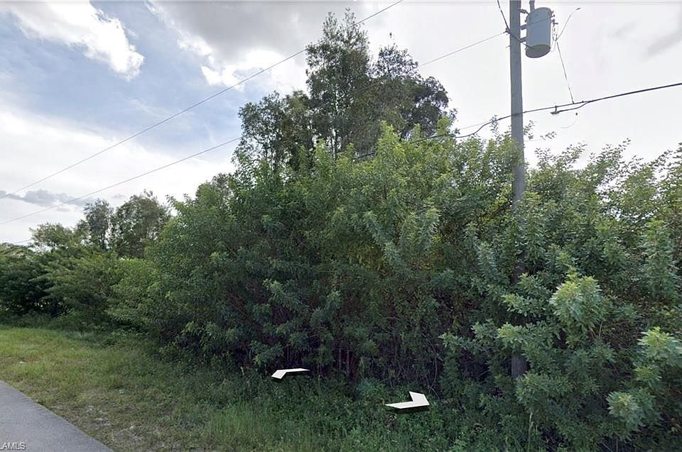 2nd image of 5137-5139 25th ST SW