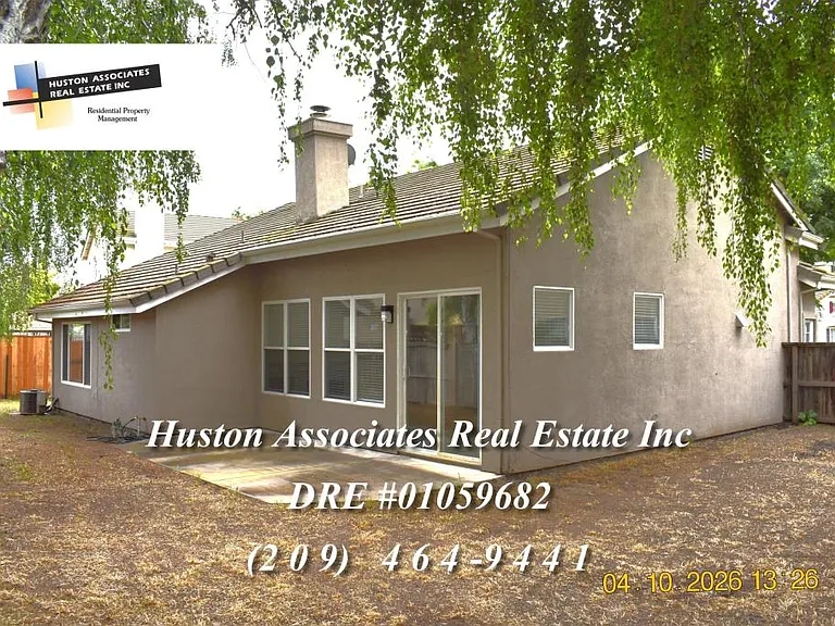 3915 Bridlewood Cir — Photo 19
