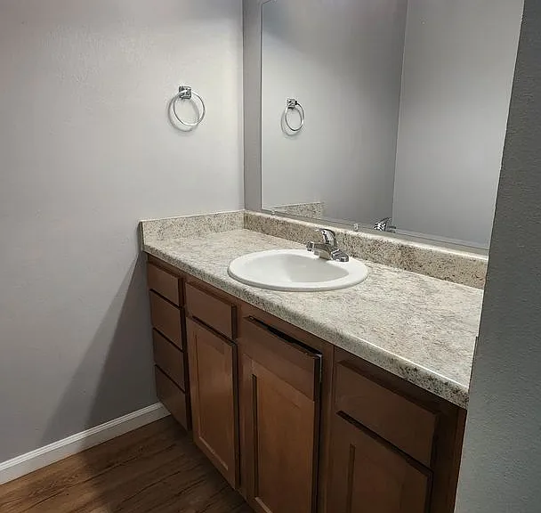 Myers Court — Photo 20