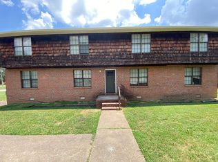 30 Brianfield Dr #D, Jackson, TN 38305