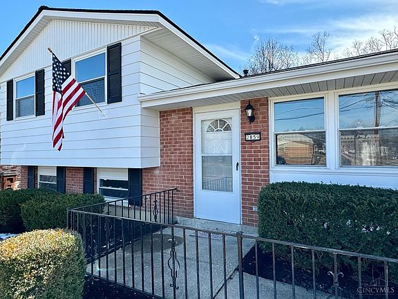 2nd image of 2859 Kingman Dr