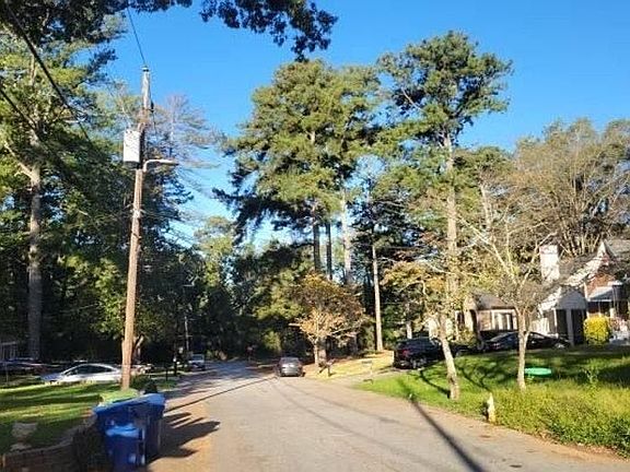 4th image of 1712 Westhaven Dr SW