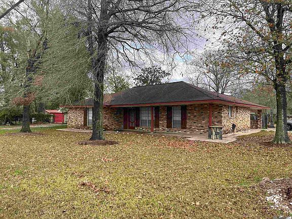 3rd image of 3320 Monterrey Dr