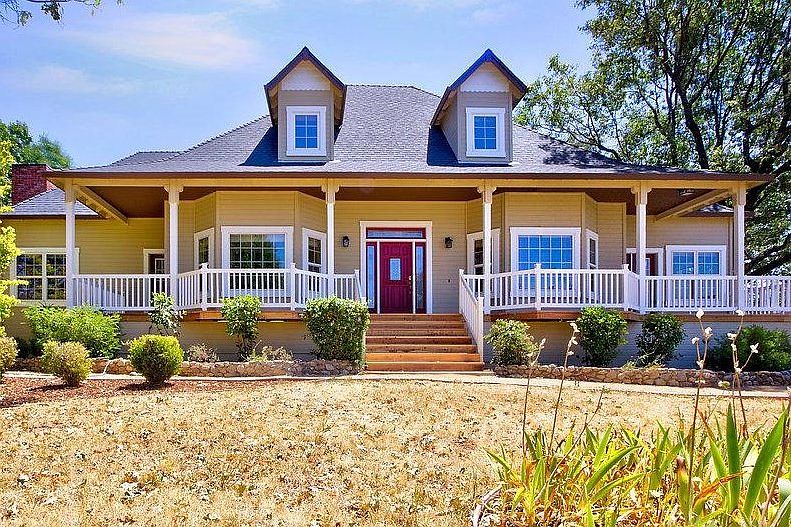 Front of Home with new full redwood deck