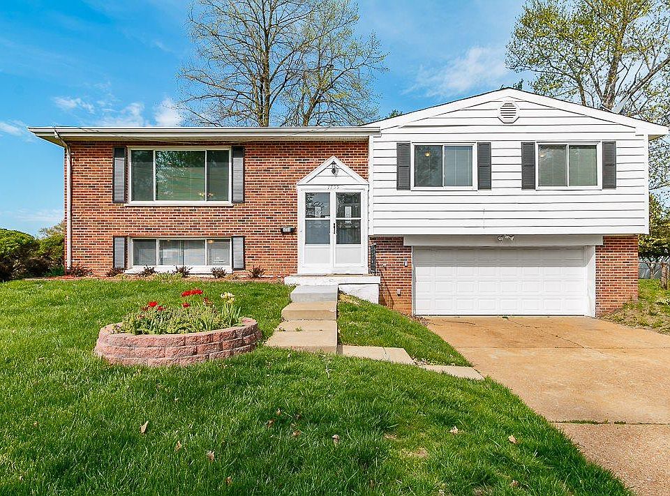 1755 N Downs Dr, Florissant, MO 63033 Zillow