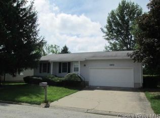 1101 Hall Dr W, Jacksonville, IL 62650