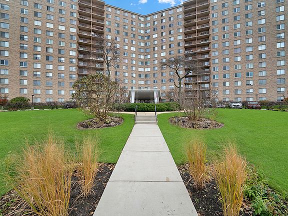 5th image of 6833 N Kedzie Ave #7099