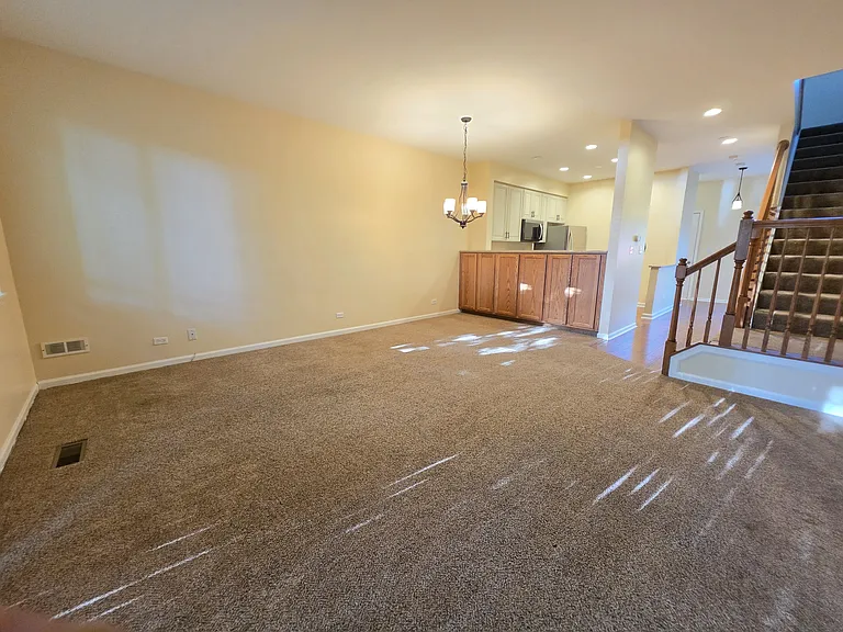 3045 Kentshire Cir — Photo 8