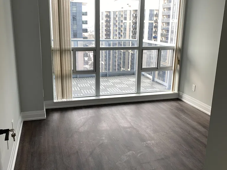 4968 Yonge St W #2815 — Photo 2