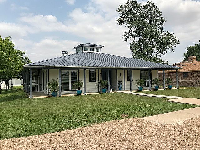 1st image of 1938 S Concho Dr