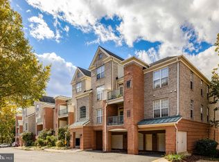 12165 Abington Hall Pl APT 102, Reston, VA 20190