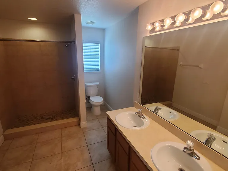 3970 Pemberly Pines Cir — Photo 16