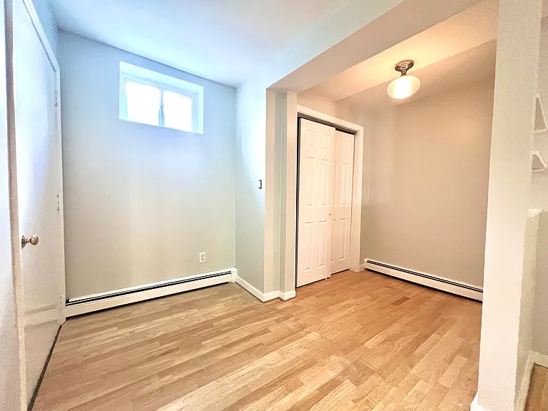 8 Wall St #1 — Photo 11