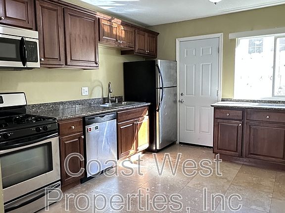 2nd image of 4857 Narragansett Ave