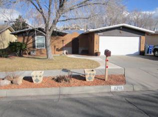 8248 Loma Del Norte Rd NE, Albuquerque, NM 87109