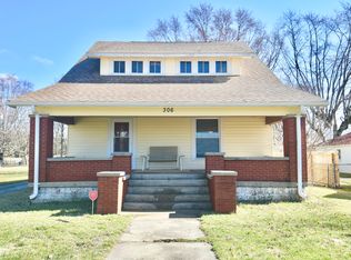 306 S Main St, Shirley, IN 47384