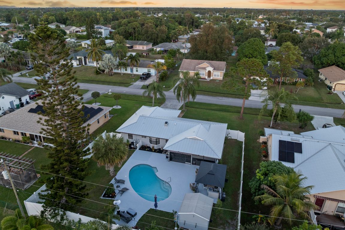 next background image