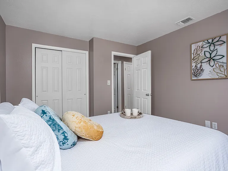 5876 Countrywood Dr — Photo 23