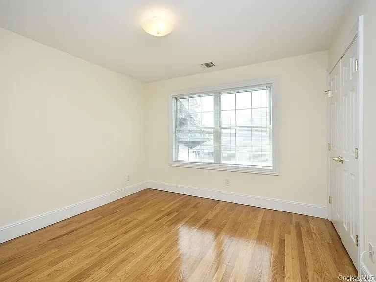 51 Inwood Rd #B — Photo 17