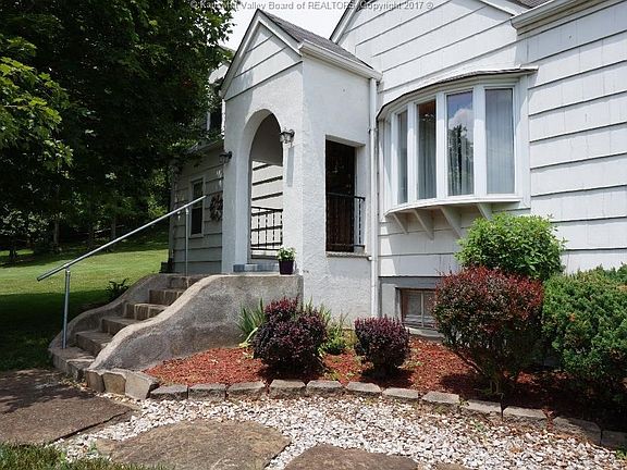 2nd image of 316 Brynwood Dr