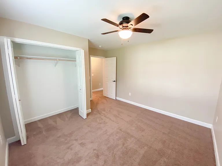 805 E Main St — Photo 10