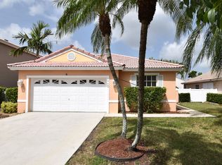 1040 NW 187th Ave, Hollywood, FL 33029