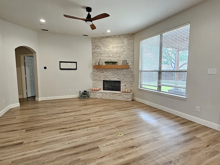 1201 Bradford Trace Dr — Photo 32