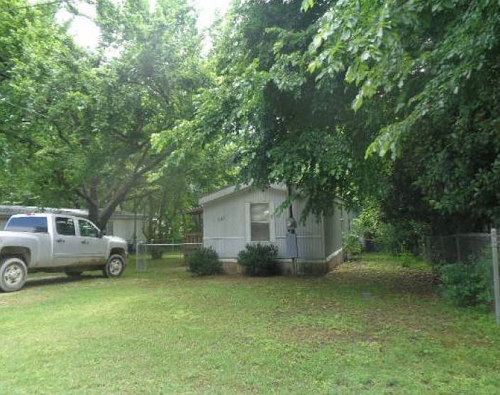 2nd image of 343 Spring Valley St