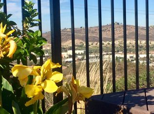 7402 Sitio Montilla, Carlsbad, CA 92009