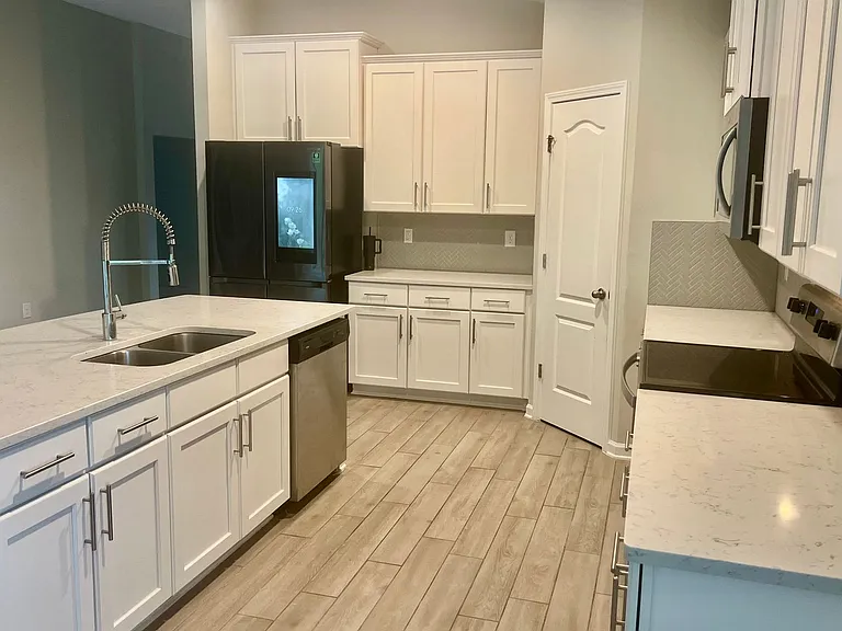 70305 Winding River Dr — Photo 8