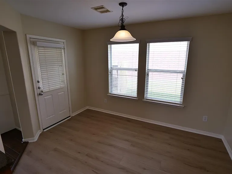 24731 Cobble Canyon Ln — Photo 12