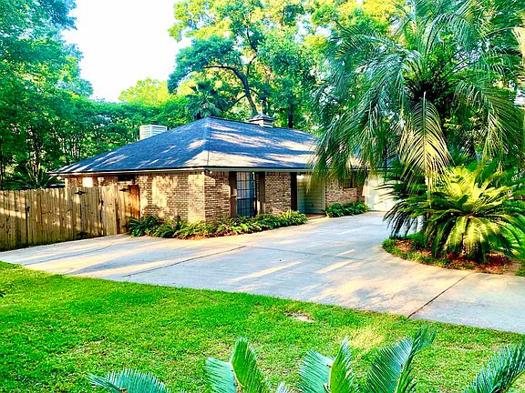 3rd image of 6888 Glenmeadow Ln