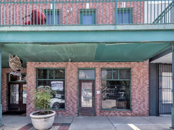 211 N Main St APT 21