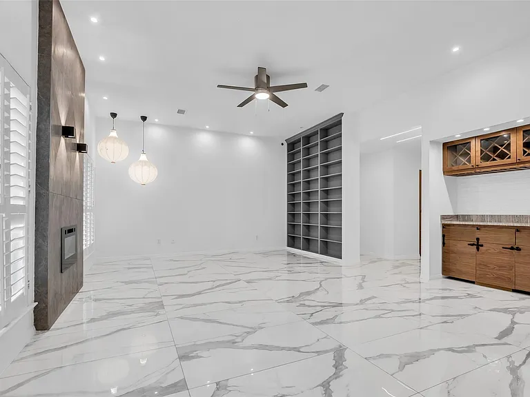 41 Hickory Oak Dr — Photo 5