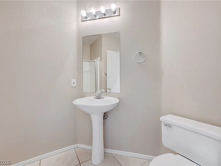 8905 Colorful Pines Ave — Photo 23