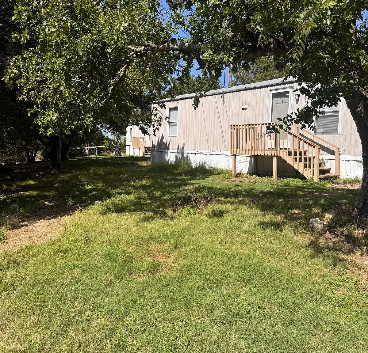 2 bed, 644 sqft, $990 — Photo 1