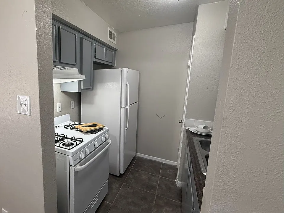 7301 Jensen Dr #35