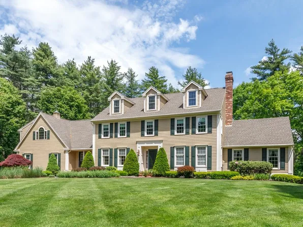 3 Aberdeen St Street, Windham, NH 03087