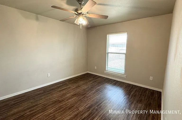 2112 N Avenue L #A — Photo 17