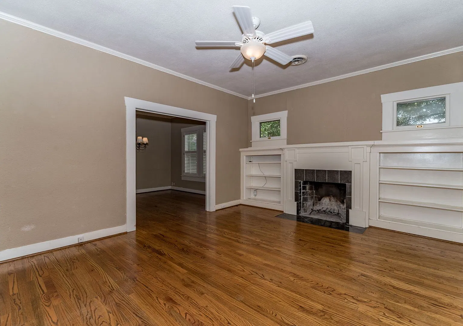 Alamo Heights Cottage — Photo 4