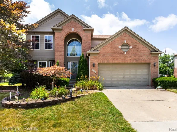 4248 Timberline Dr, Canton, MI 48188