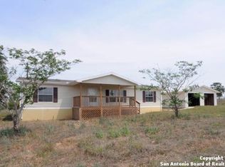 1711 Tx Hwy 173 S, Devine, TX 78016