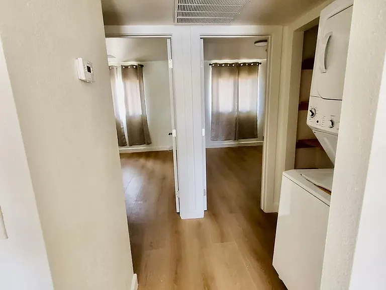 2121 Oceanus Ln — Photo 27